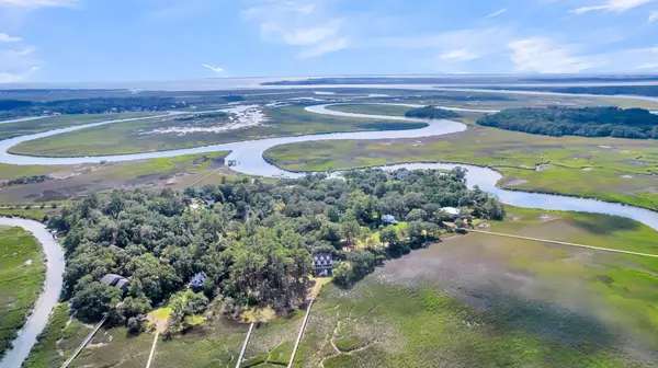 Edisto Island, SC 29438,8938 Sandy Creek Rd
