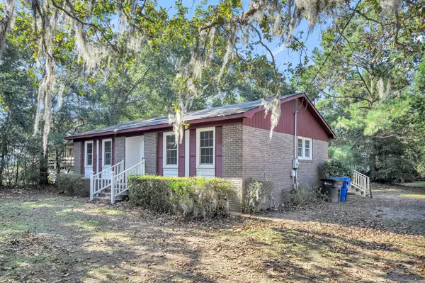 Mount Pleasant, SC 29466,1203 Happyland Blvd