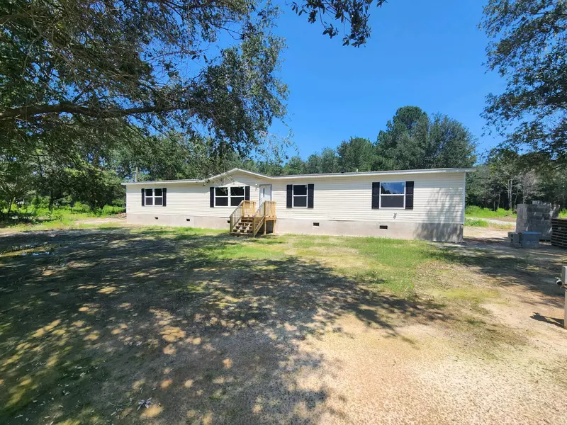 161 Moonlight Dr, Eutawville, SC 29048