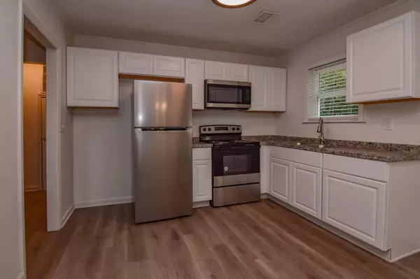 Charleston, SC 29407,1523 N Avalon Cir #B