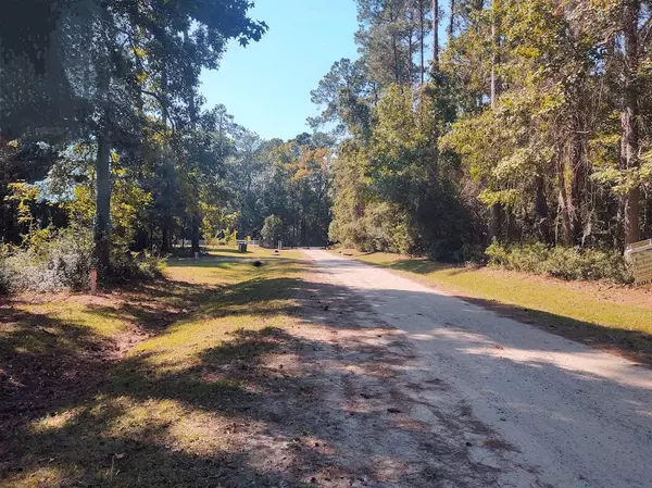 Edisto Island, SC 29438,3 Chaplin Garden Ln