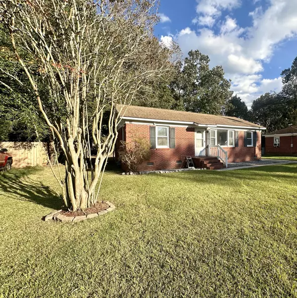 312 Mary Scott Dr, Goose Creek, SC 29445