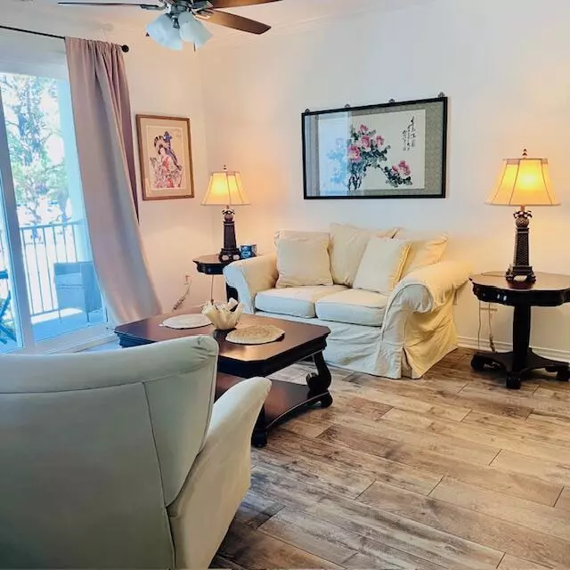 Charleston, SC 29492,130 River Landing Dr #9220