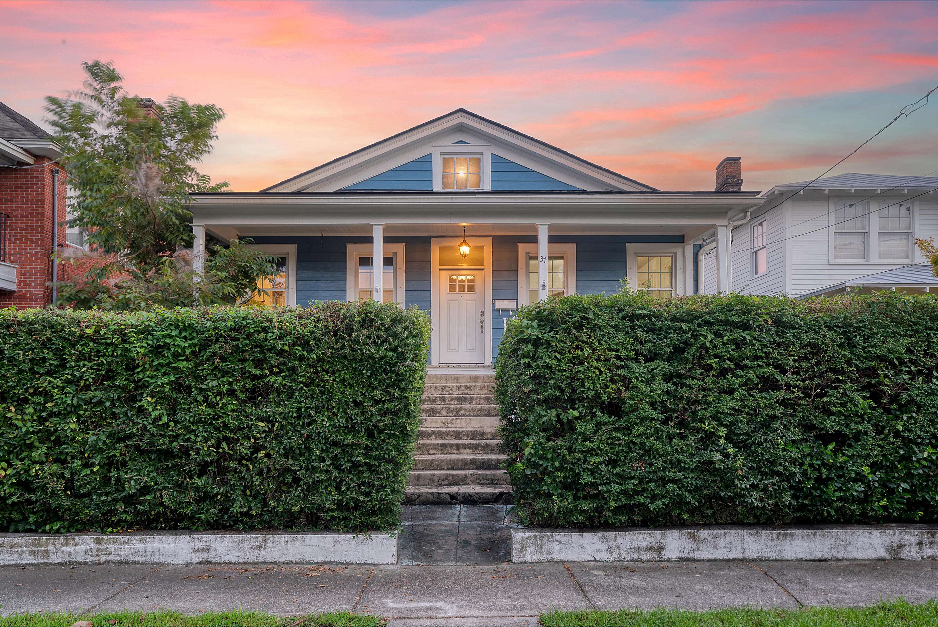 37 Poplar St, Charleston, SC 29403