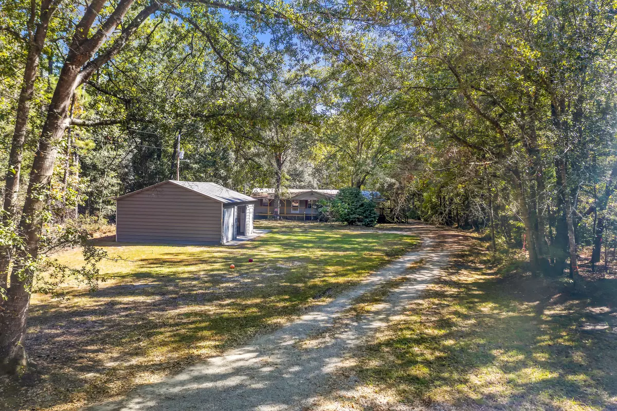 Walterboro, SC 29488,515 Whipoorwill Ln