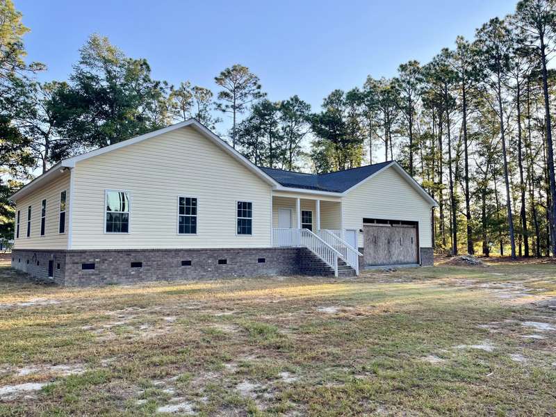 480 Longleaf Dr, Walterboro, SC 29488