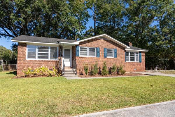 5200 Princeton St, North Charleston, SC 29405