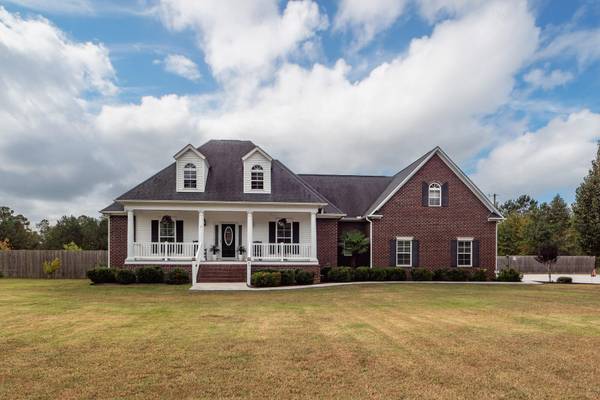 691 Campbell Rd, Ridgeville, SC 29472