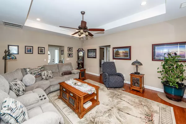 Ridgeville, SC 29472,691 Campbell Rd
