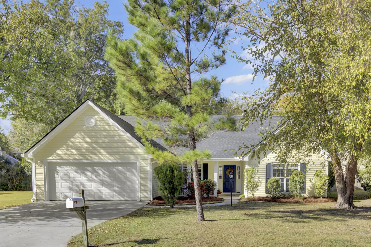 Mount Pleasant, SC 29464,743 Lavalier Sq