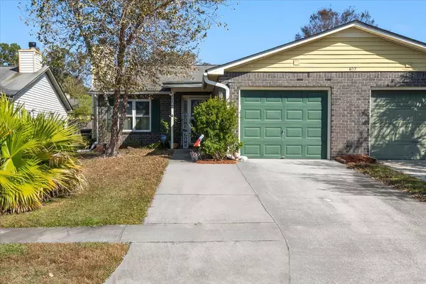 402 Erskine St #A, Ladson, SC 29456