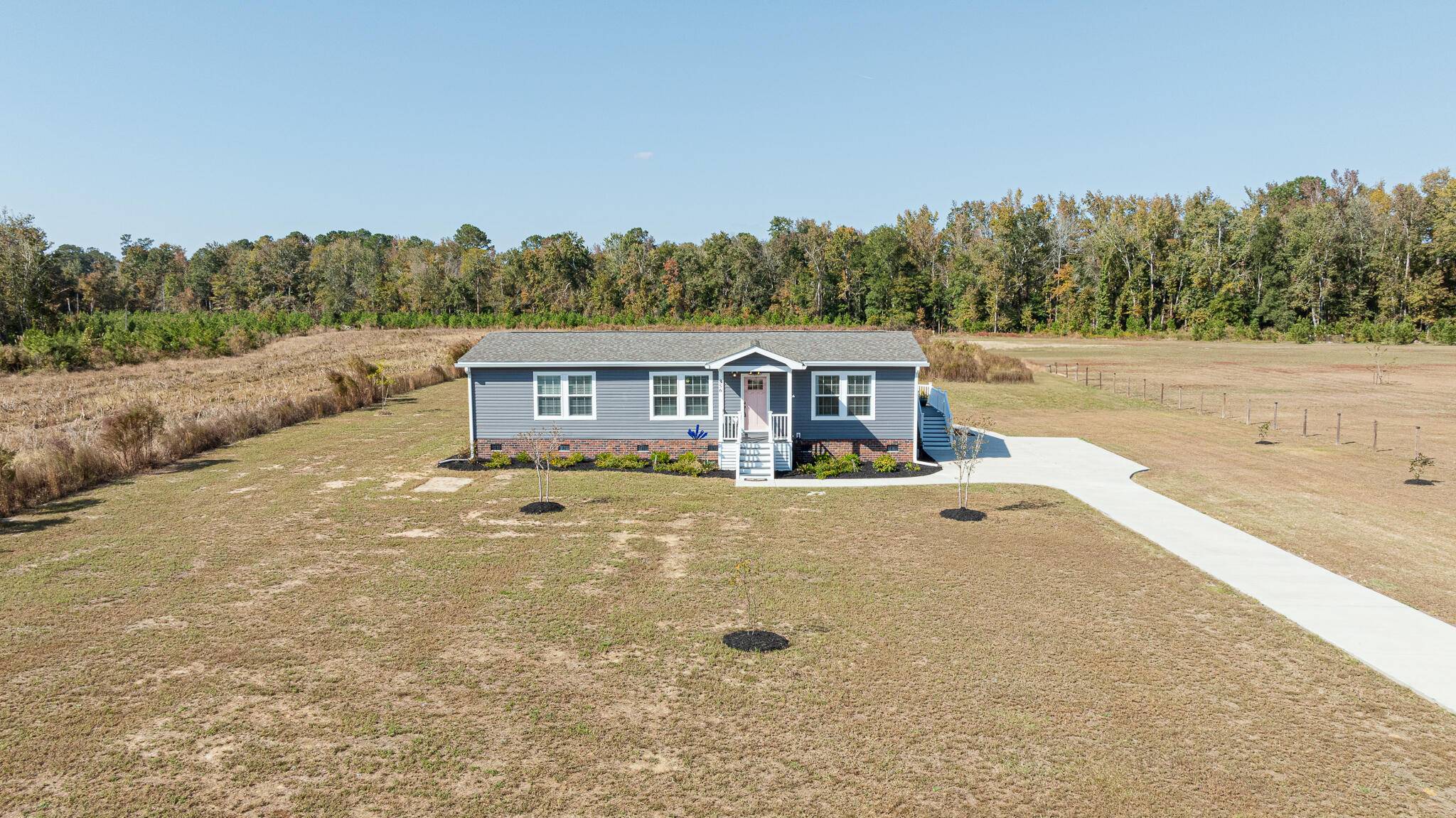 356 Westbury Rd, Bowman, SC 29018