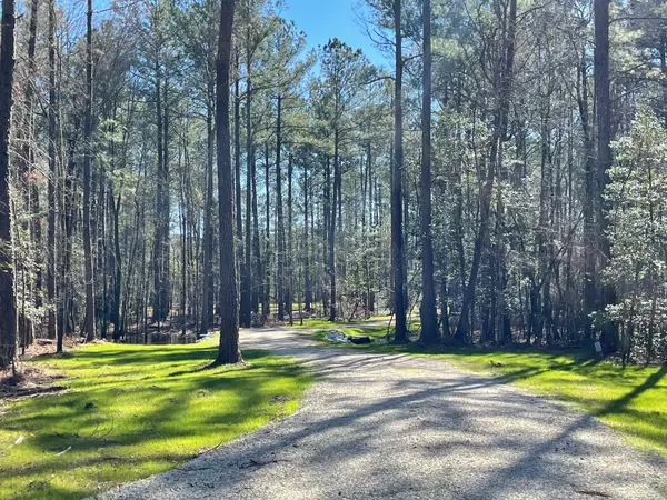 Bonneau, SC 29431,416 Creek Estates Ln