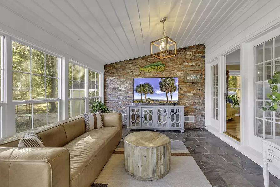 719 Mount Gilead Rd, Murrells Inlet, SC 29576