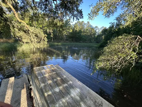 Charleston, SC 29492,121 Fiddler Crab Ln