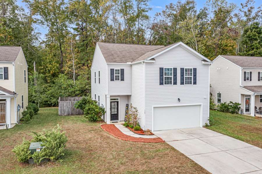 165 Stoney Creek Way, Moncks Corner, SC 29461