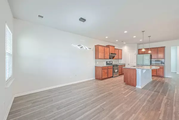 Summerville, SC 29486,230 Shadybrook Dr