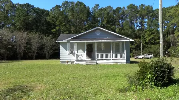 Mcclellanville, SC 29458,8266 N Highway 17