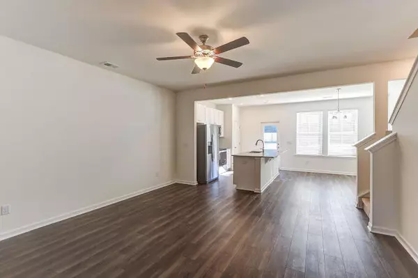 North Charleston, SC 29406,5682 Sablewood St #Concord