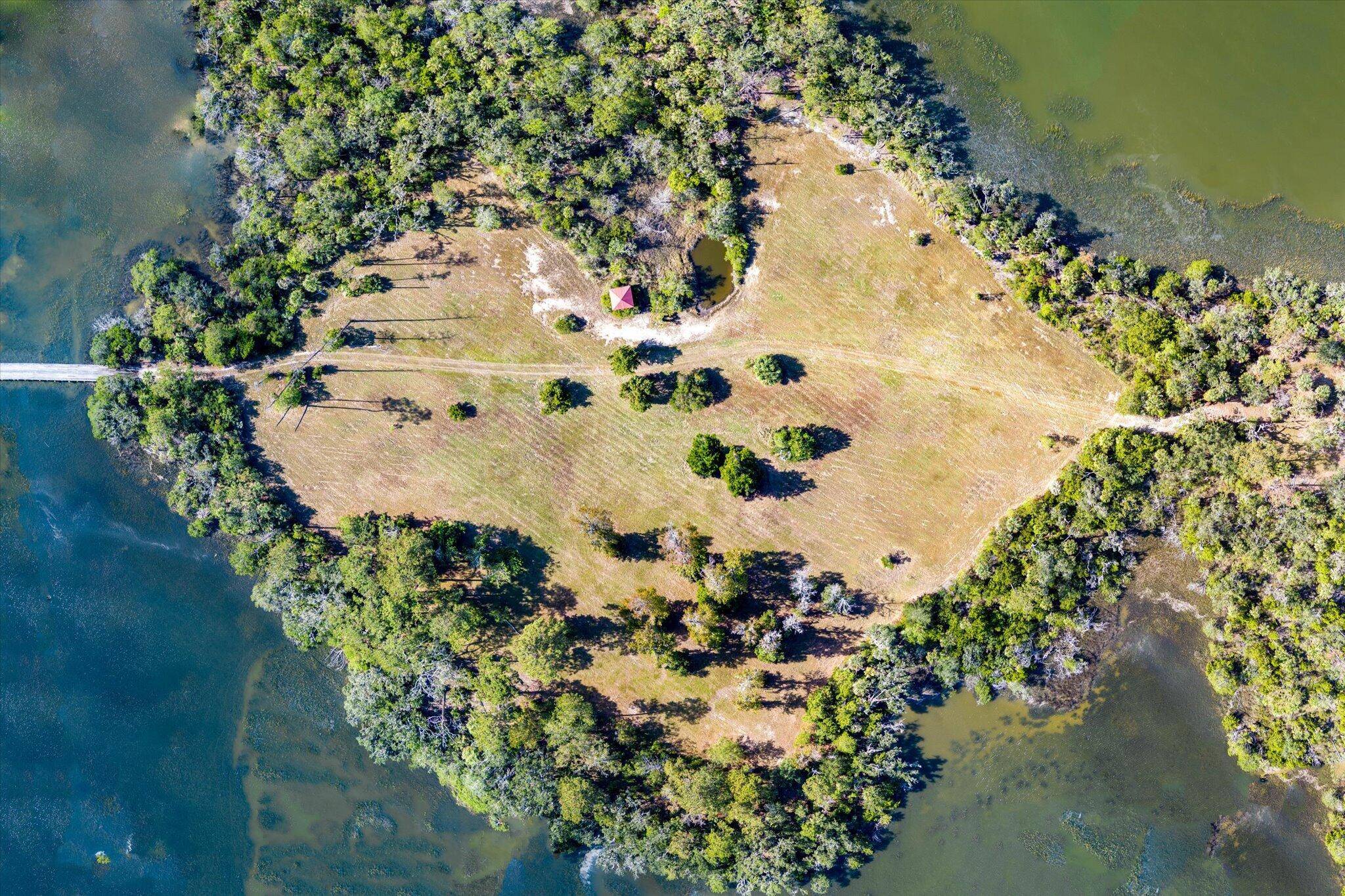 40 Steady Gittin It Ln, Saint Helena Island, SC 29920