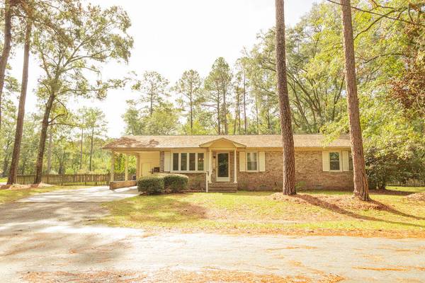 15 Cummings Ct, Walterboro, SC 29488