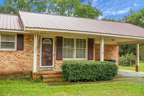 Kingstree, SC 29556,111 Juanita St
