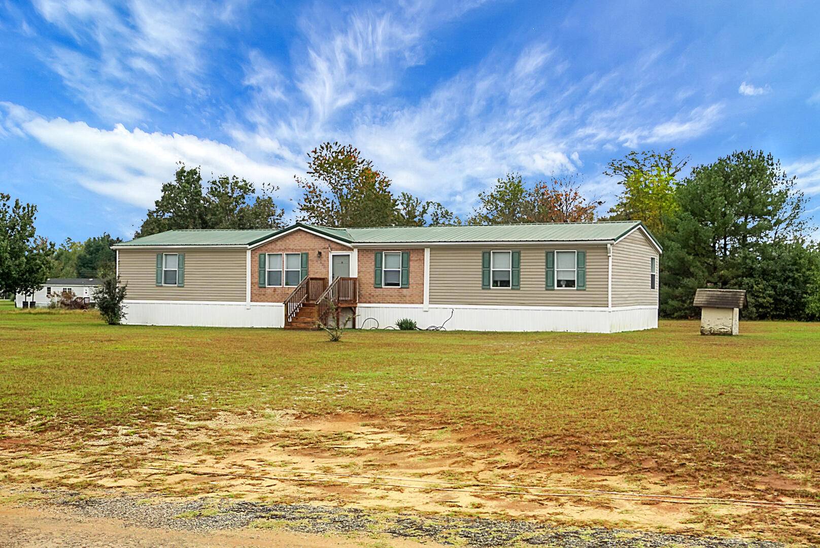 Wedgefield, SC 29168,6170 Waco Ct