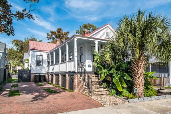 30 Ashton St, Charleston, SC 29403