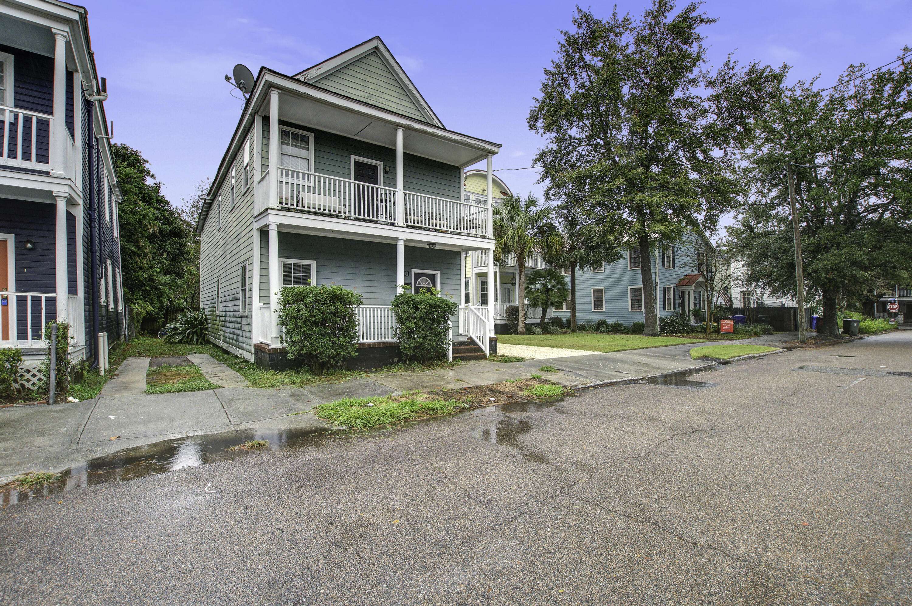 Charleston, SC 29403,301 Coming St #A&B