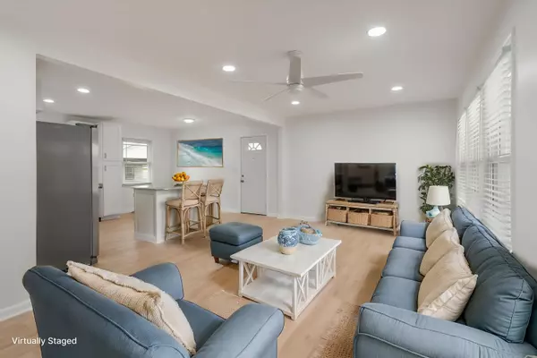 North Charleston, SC 29406,7049 Kenneth Dr