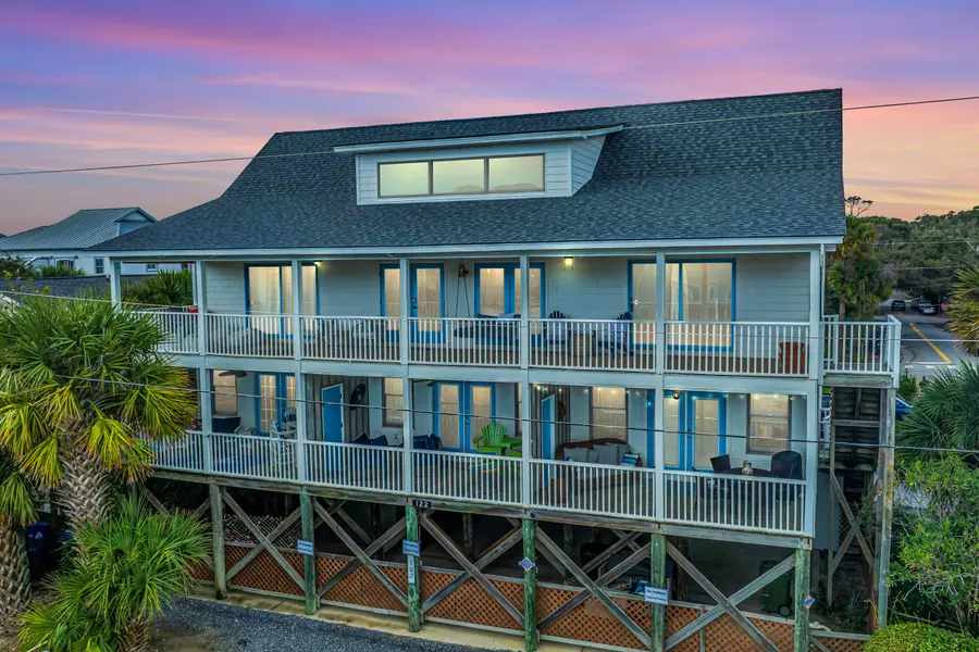 122 E Arctic Ave #3, Folly Beach, SC 29439