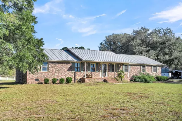 Harleyville, SC 29448,203 Hickory Nut Drive
