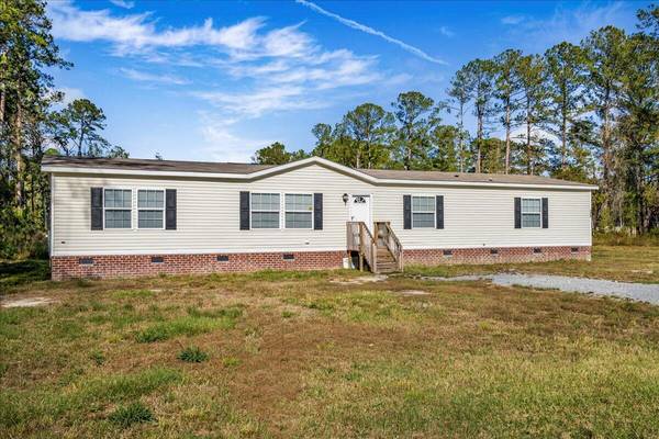 122 Rambo Dr, Summerville, SC 29483