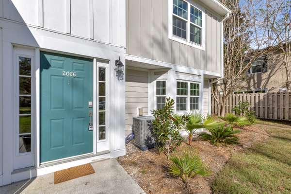 2066 Emerald Ter, Mount Pleasant, SC 29464