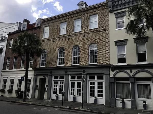 26-28 Broad St #301, Charleston, SC 29401