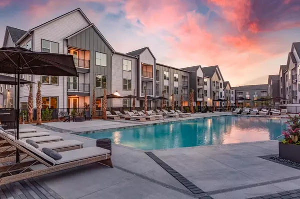 2403 Mall Dr #B1, North Charleston, SC 29406