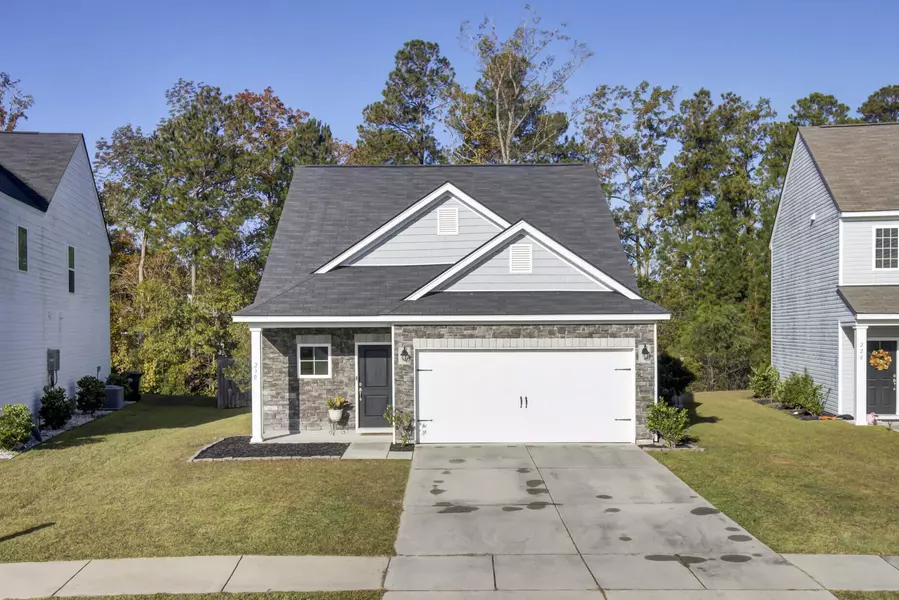 230 Daniels Creek Cir, Goose Creek, SC 29445