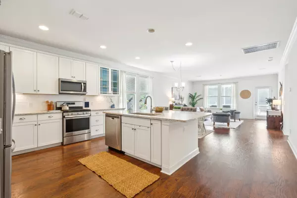 Johns Island, SC 29455,3045 Grand Bay Ln