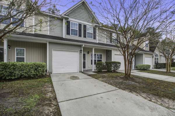 253 Jackson St, Goose Creek, SC 29445