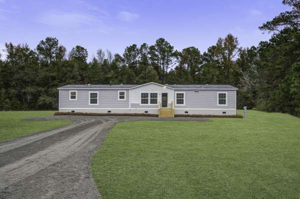 1056 Unity Rd, Saint Stephen, SC 29479