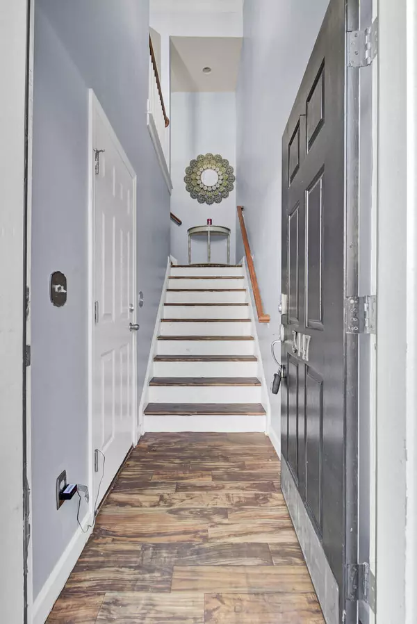 Mount Pleasant, SC 29466,3447 Claremont St