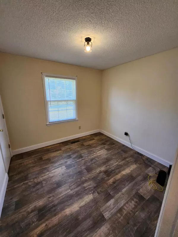 Hemingway, SC 29554,60 Sampson Rd
