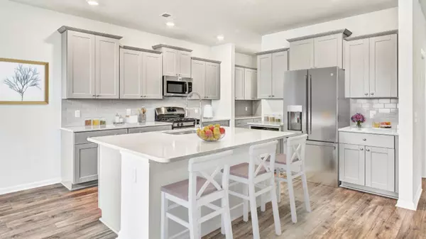 Summerville, SC 29486,573 Richfield Way