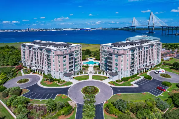 Mount Pleasant, SC 29464,221 S Plaza Ct #107