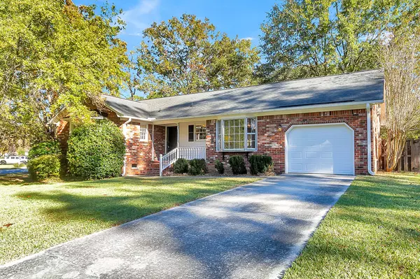 Summerville, SC 29485,302 Chessington Cir
