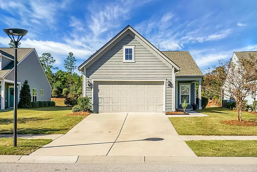 422 Switchgrass Dr, Summerville, SC 29486