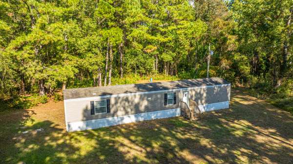 10721 N Highway 17, Mcclellanville, SC 29458