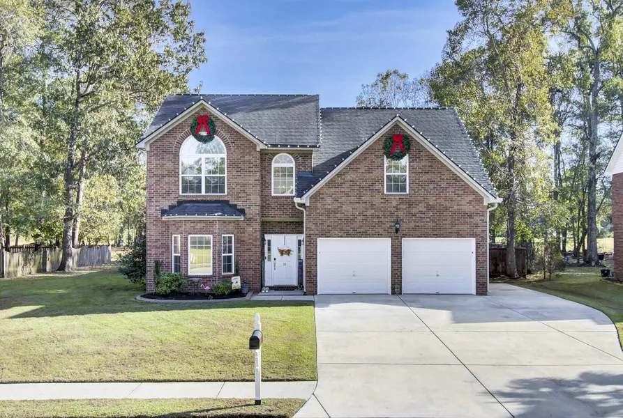 111 Dasharon Ln, Goose Creek, SC 29445