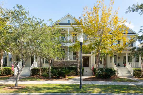 306 Island Park Dr, Charleston, SC 29492