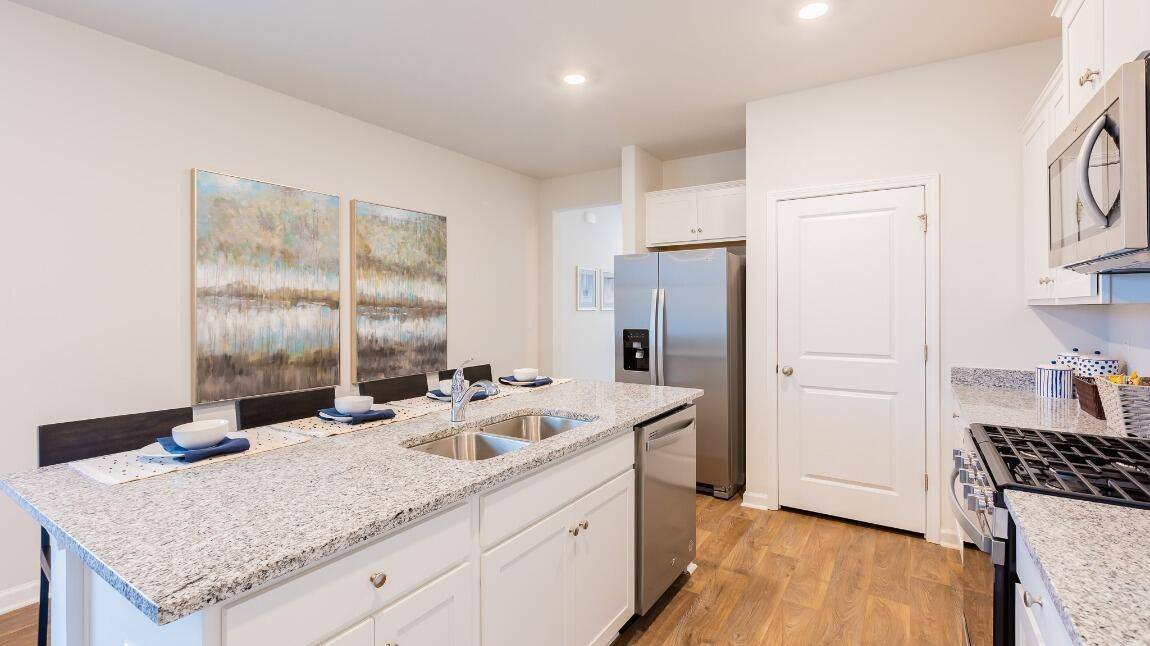 Summerville, SC 29486,710 Long Bluff Rd